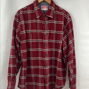 Wrangler Flannel Red, Black,  and White 100% Cotton Plaid‎ Casual Shirt Size XL